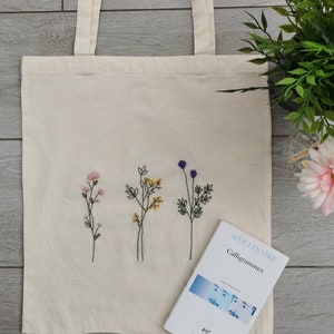 Canvas bag/Embroidered bag/Tote bag/Embroidery/Embroidery/Embroidered bag/Handmade/Flowers/flowers/Spring/Embroidered flowers