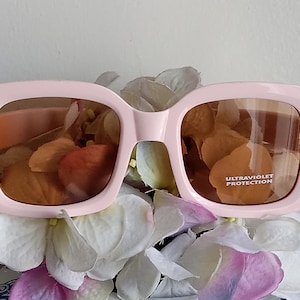 Pretty Pink Shades. By KYS-KameronYorkShand. New.