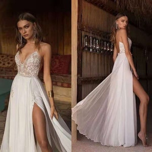 Customized Beach Wedding Dress, Boho vestido de noiva Bohemian Lace Bridal Dress, Backless Spaghetti Straps V Neck, Luxury  Wedding Gowns