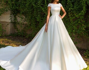 Customized Short Sleeve Bridal Dresses, Beading Appliques Illusion Dresses, Back France Satin Wedding Gowns Vestidos de Boda, Luxury Dresses