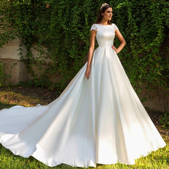 Customized Short Sleeve Bridal Dresses Beading Appliques - Etsy