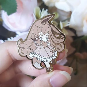 Eeveelution enamel pin - Eevee