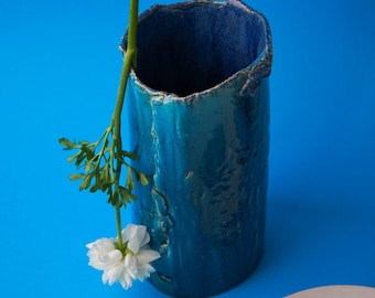 Ceramic Vase, Handmade Pottery, Modern Home Decor, Contemporary Design, Unique Accent, Minimalist Style, Abstract Sculpture, Rustic Touch