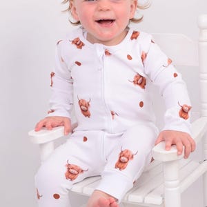 Highland Kuh Baby Strampler | Bio Baumwolle Zip Baby Wachsen | Doppelreißverschluss-Strampler | Unisex Baby Geschenk | Babypartygeschenk