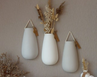 Wanddeko, Wandvase hellgrau weiss beige hängende Vase, Wandbehang, Trockenblumen, Gräser, Wandbild, Bild, Deko, Kreative Idee