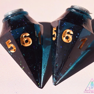 Gem Potion D6 Handmade Resin Dice Pair