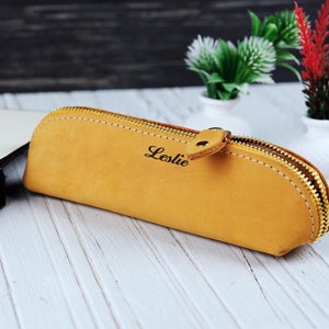 Custom Leather Pencil Case, Personalized Pencil Organizer, Leather Zipper Pouch, Graduation Gift For Him, Classic Look Pen Pouch, Best Frien