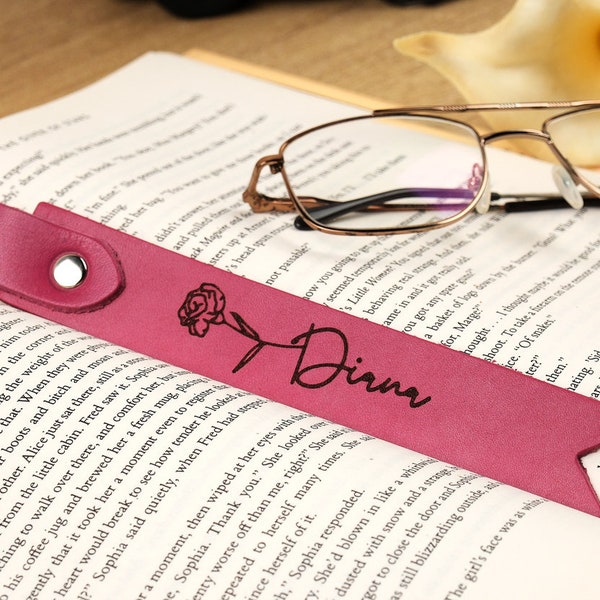 Personalized Birth Flower Bookmark, Custom Name Flower Birthday Gift, Engraved Leather Bookmark,Mother's Day Gift,Friends Keepsake,BFF Gifts