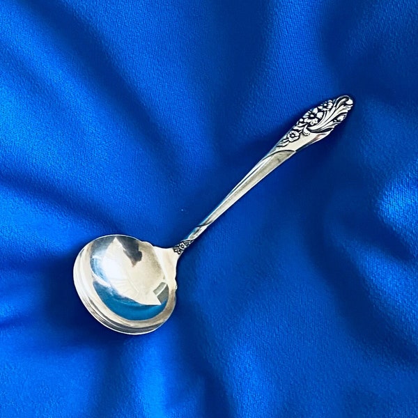 Vintage Oneida Community Plate 7' Solid Ladle, 1950’s-60’s Evening Star Art Nouveau Pattern, Replacement Flatware