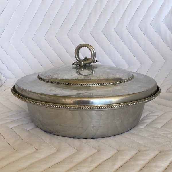 Vintage Hammered Aluminum Buenilum 2Pc Covered Server w/ Divided Pyrex Dish Inside