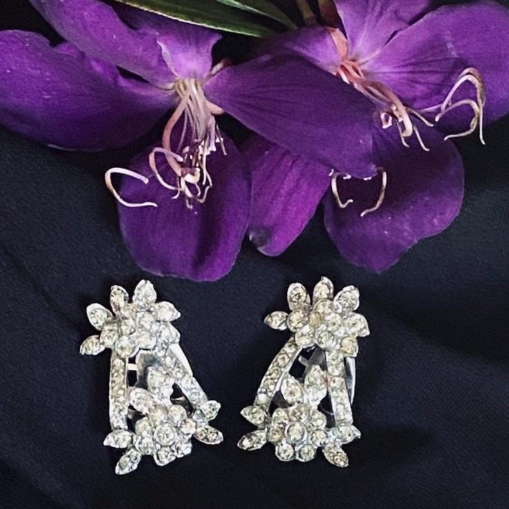 Vintage Floral Rhinestone Clip On - Etsy
