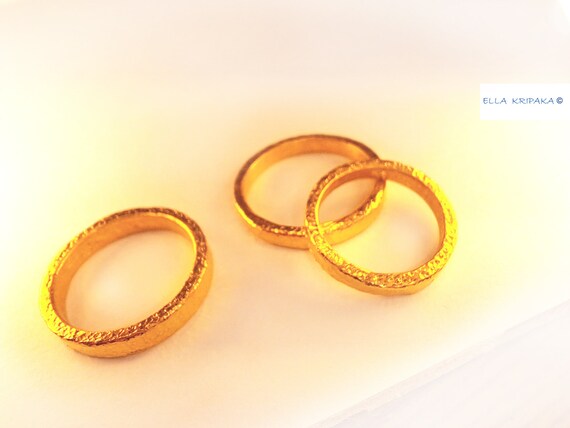 Golden Ladies Party Wear Gold Ring, 2 Gram at Rs 11430 in Delhi | ID:  22940976533