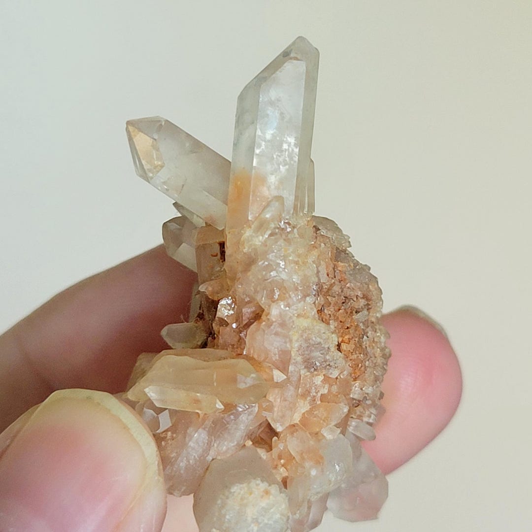 Mini Q Quartz Mini Pink Himalayan Quartz Cluster Samadhi Quartz Mini Cluster ...
