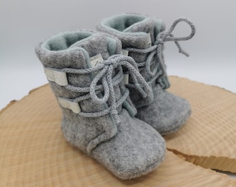 Winterboots in hell grau Babyschuhe, Nowborn, Winterschuhe Baby, Babystiefel, Wollwalk Schuhe, Neutrale Winterboots