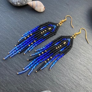 Blue and black glass seed bead dangle fringe earrings, nature-inspired design, handmade jewellery in the UK