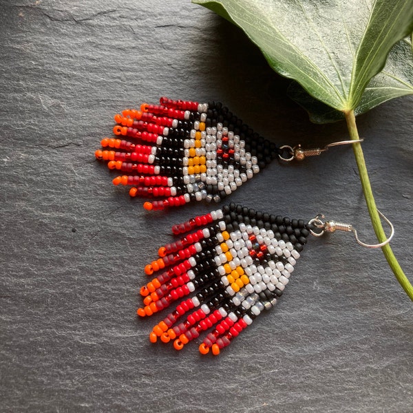 Puffin-inspired glass bead earrings, nature love handwoven earrings, dangly red black white bird seed bead earrings, UK designed & handmade