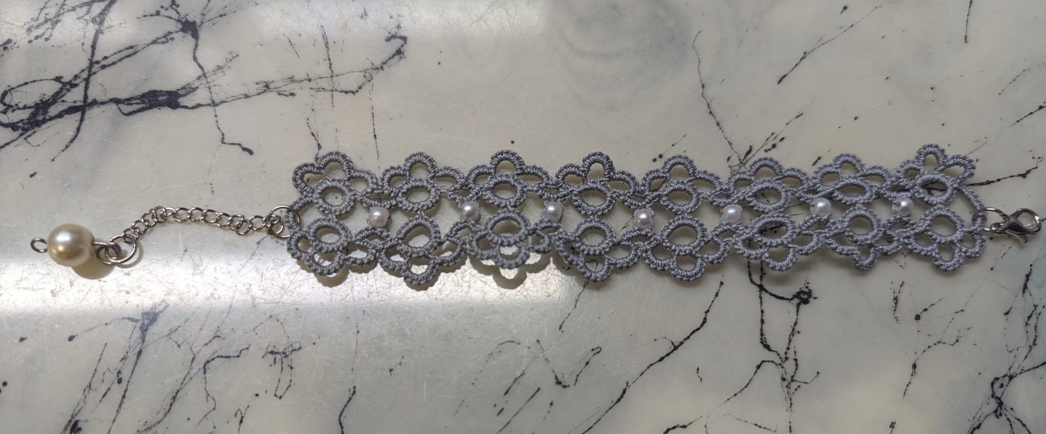 Tatting lace bracelet / pulsera frivolité