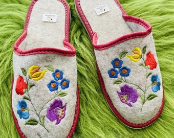 Natural Sheepskin Slippers