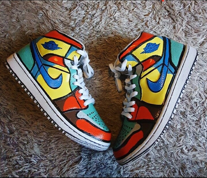 Zapatillas personalizadas Air Jordan 1 Mid caricatura de | Etsy España