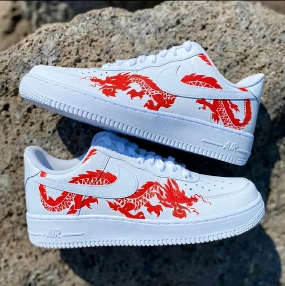 Кастомные Nike Air Force 1 дракон