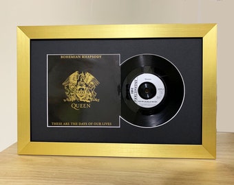 Vinyl Record Display Frame, 7 Inch Sleeve Wall Art 17.75x12 Inch, Black Mount