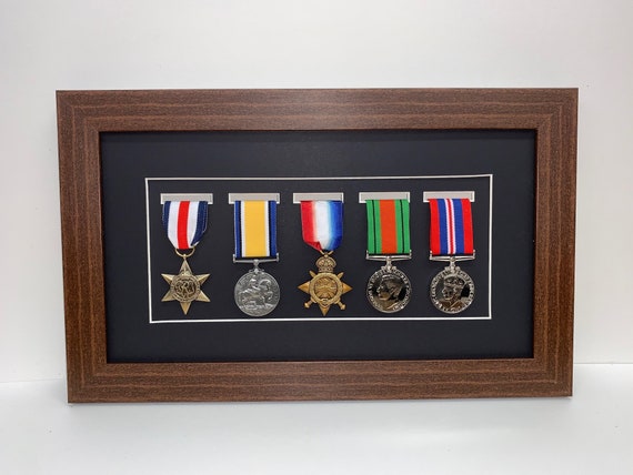 Cadre daffichage de médaille de guerre pour WW1 WW2 militaire WW2 médaille  de guerre mondiale, 6 choix de cadre avec support noir pour 5 médailles  dans un cadre. -  France