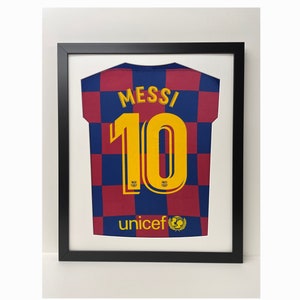 DIY ready made football shirt frame for your adult football signed shirt in this modern simple shirt cut out design 7 Frame colours Bild 1