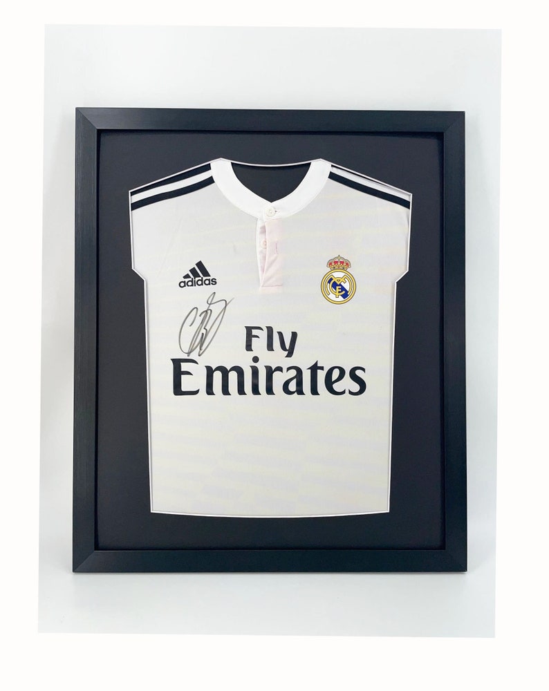 football-shirt-display-frame