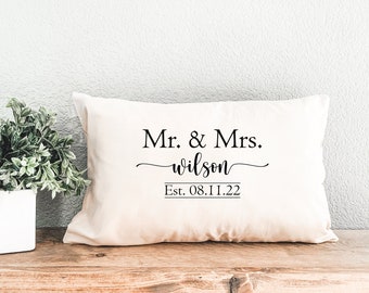 Mr Mrs Pillow, Hochzeit Gefallen, Hochzeitsgeschenk, personalisierte Kissen, Benutzerdefinierte Paar Kissen, Geschenk für Paar, Hochzeitsdeko, personalisiertes Geschenk