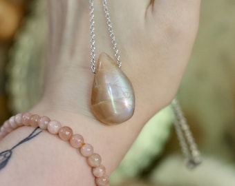 Apricot moonstone necklace stainless steel