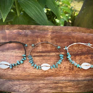Bracelet coquillage avec éclats de pierre de guérison turquoise / entièrement sans acier inoxydable - léger, lâche, sans nickel