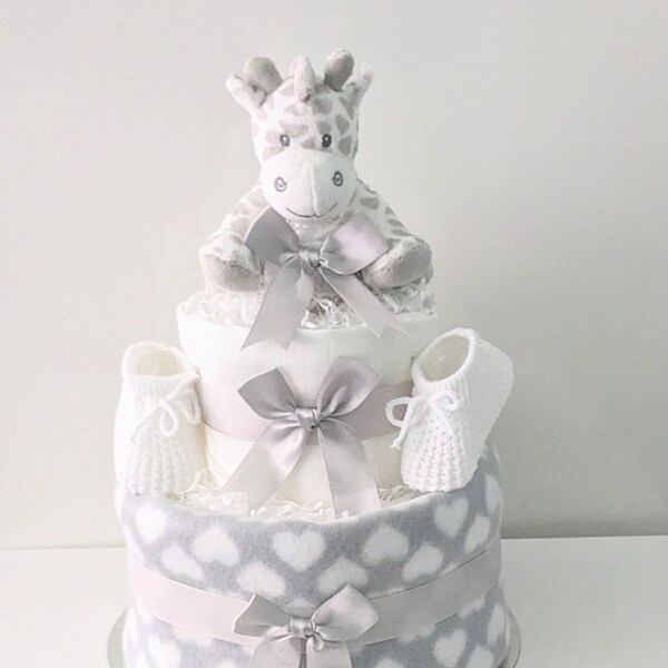 GÂTEAU DE COUCHES POUR BÉBÉ, neutre unisexe gris et blanc. Cadeau de gâteau de couches girafe. Cadeau pour future maman/nouvelle maman. Baby shower/révélation du genre.