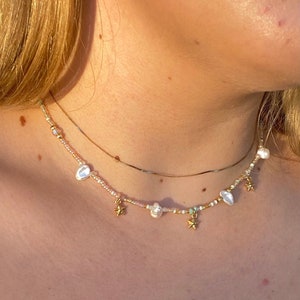 Collar KESHI NOCHE ESTRELLADA / collar de perlas keshi con cuentas / joyas de cuentas de semillas / cuentas florales / perla keshi de agua dulce
