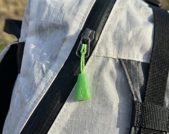 DDR Glow in The Dark Reflektierende Reißverschlüsse 4er-Pack für Zelt, Rucksack, Wandern, Camping, Notfall, Outdoor-Ausrüstung, Stolperfallen