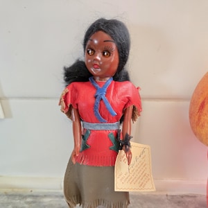 Vtg American Indian  Doll