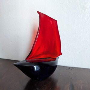Vtg Ocean Art Sculpted Glass Red and Blue Sailing Ship Boat Desktop Decor