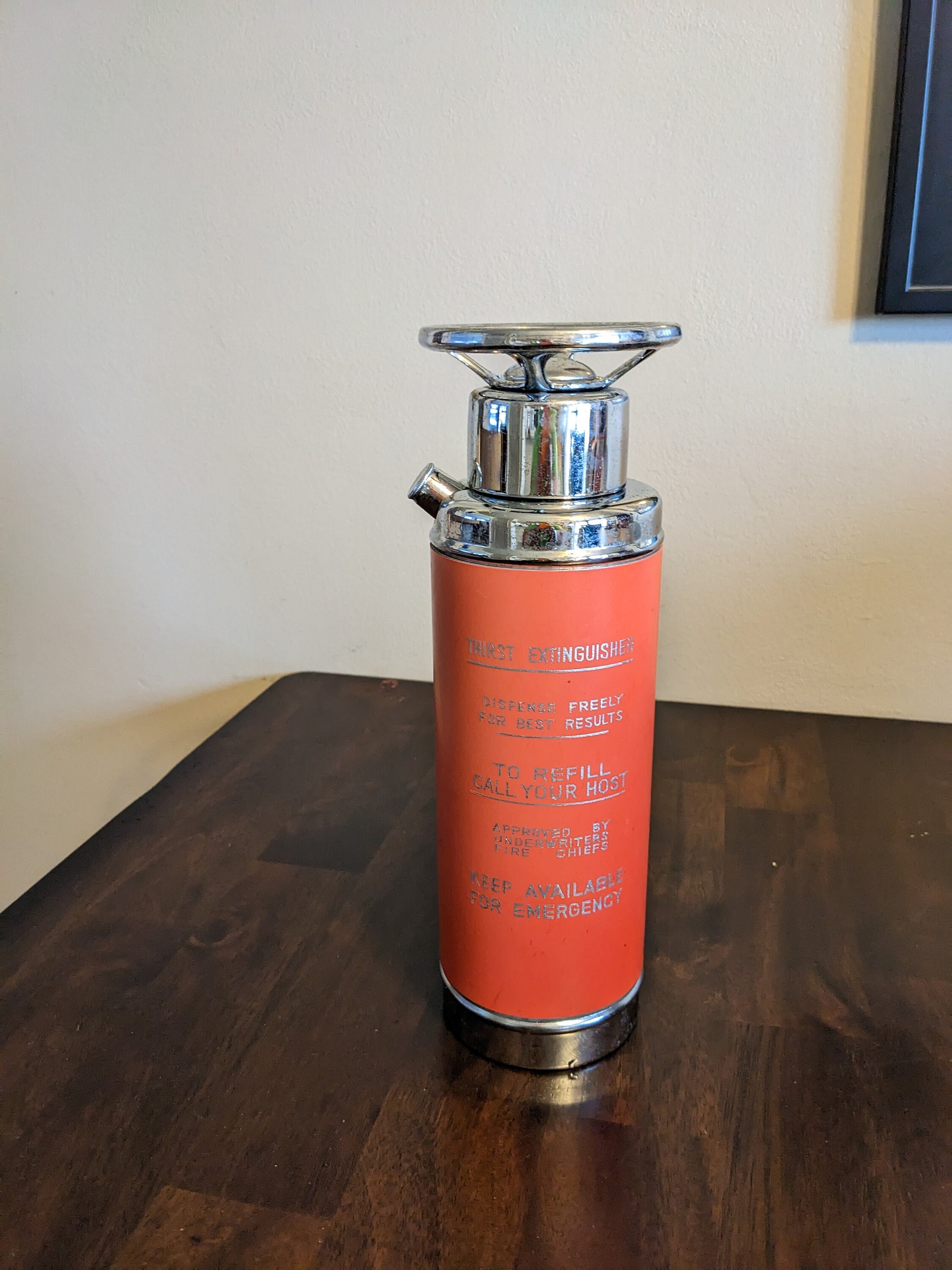 MCM rare Cocktail Shaker Thirst Extinguisher 3 -  Portugal