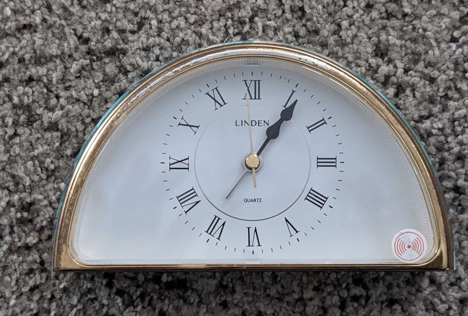 Clocks Home Décor Vintage Half Circle Linden Quartz Desk Clock Mixed