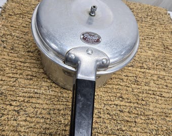 Vintage "National Presto Cook Master Model 60 Pressure Cooker