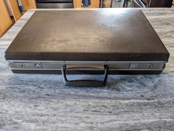 Vintage Samsonite Briefcase - image 1