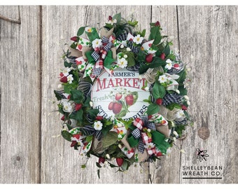 Strawberry Wreath, Farmhouse Wreath, Summer Wreath, Kitchen Decor, Front Door Decor, Spring Front Door