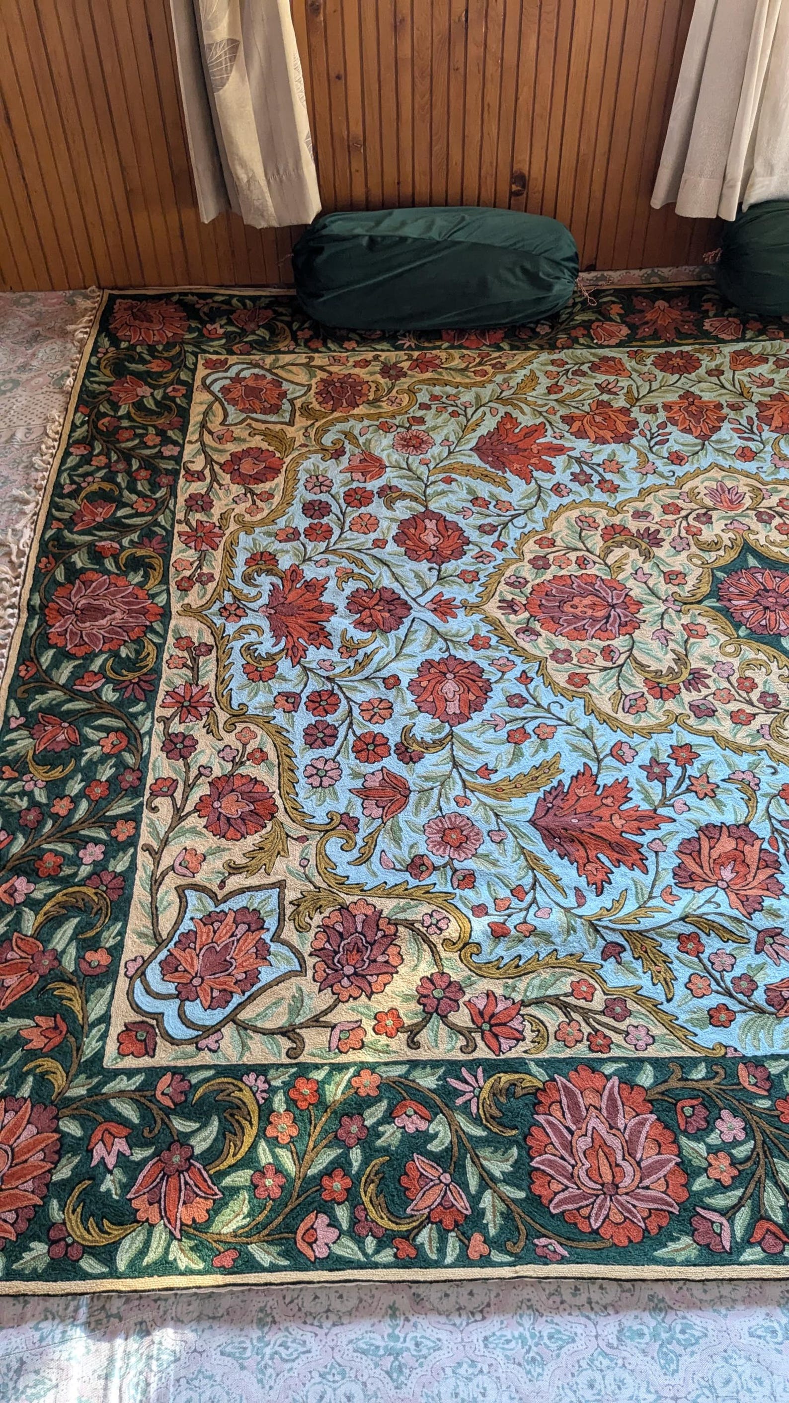 Kashmiri Hand-embroidered Massive Chainstitch Rug | 10x8 Ft Wool ...