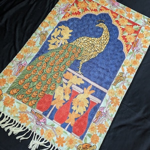 Peacock 4ft Wall Hanging, Chainstitch Wall Art, Kashmiri Living Room, Home Decor Rug,  Embroidered Wall Rug, Wall Tapestry, 4x2.5