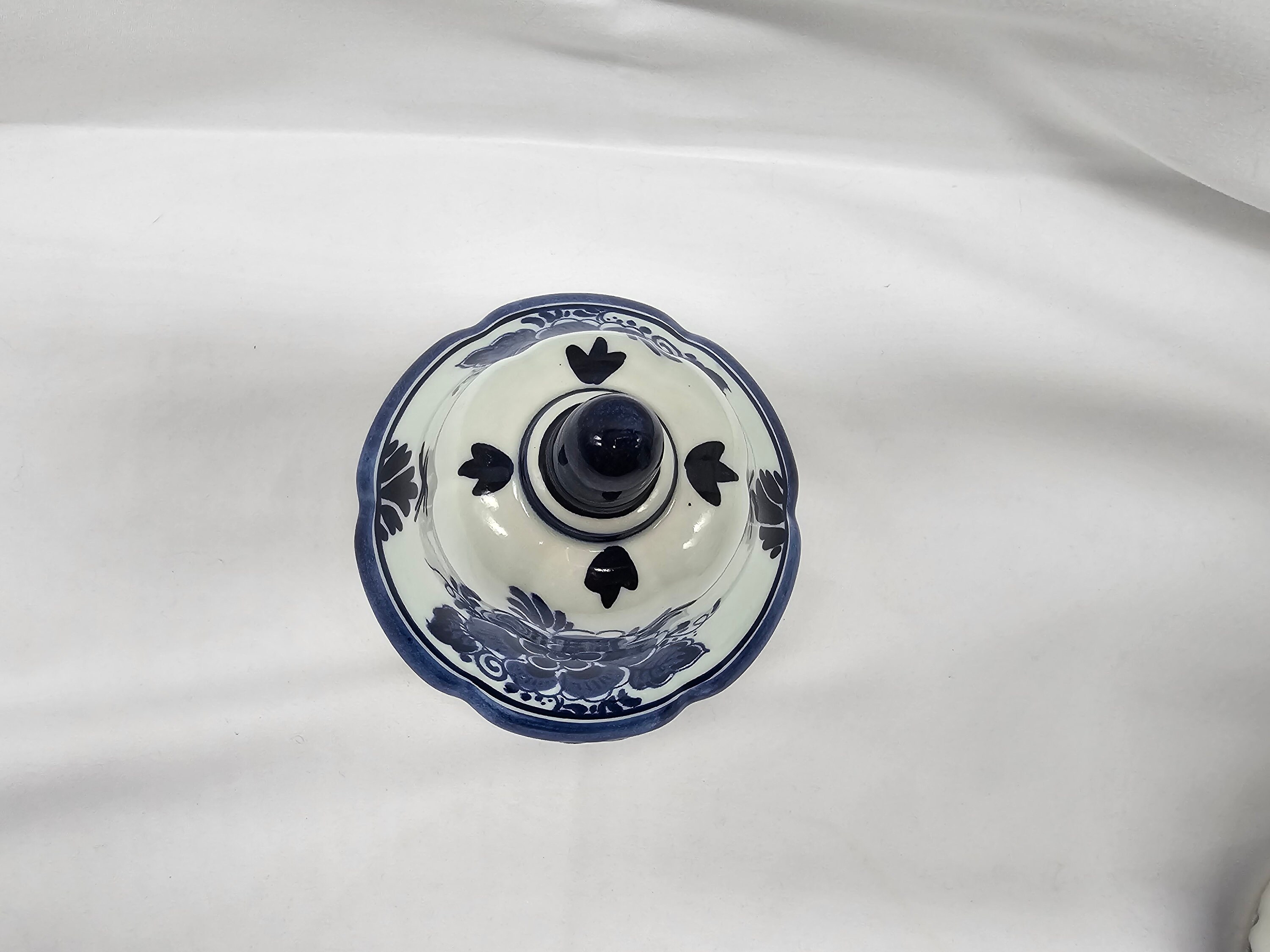 Country Estate Delft Blue 17