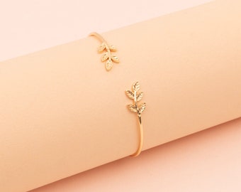 Olive Leaves Cuff, Minimalist Elegant Cuff, Gift for Her, Bridesmaid Gift, Free Shipping
