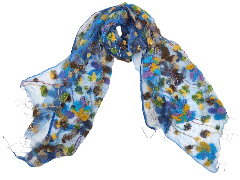 Foulard brodé à la main, foulards et cachemires légers pour femmes, écharpe bleue pour femme, cachemire brodé à fleurs, écharpe cachemire pour femme image 4