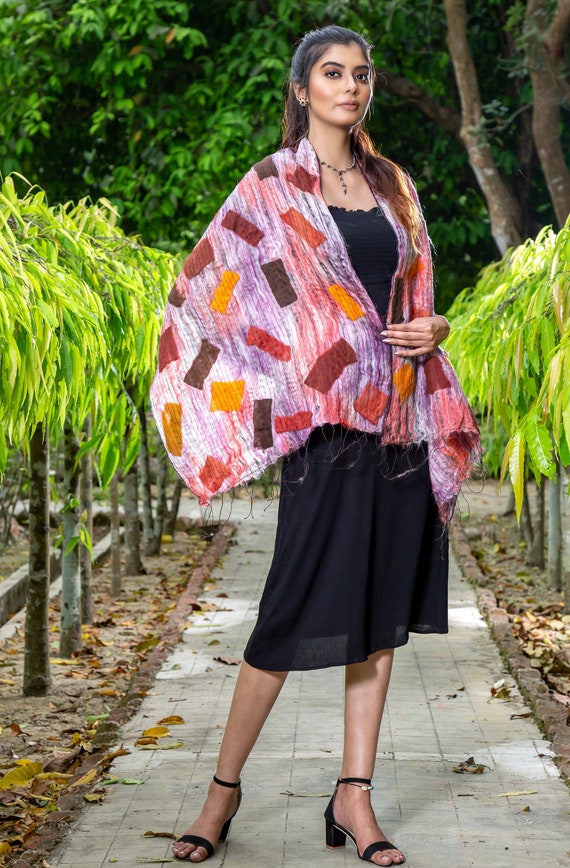 burgundy tie with charcoal suit