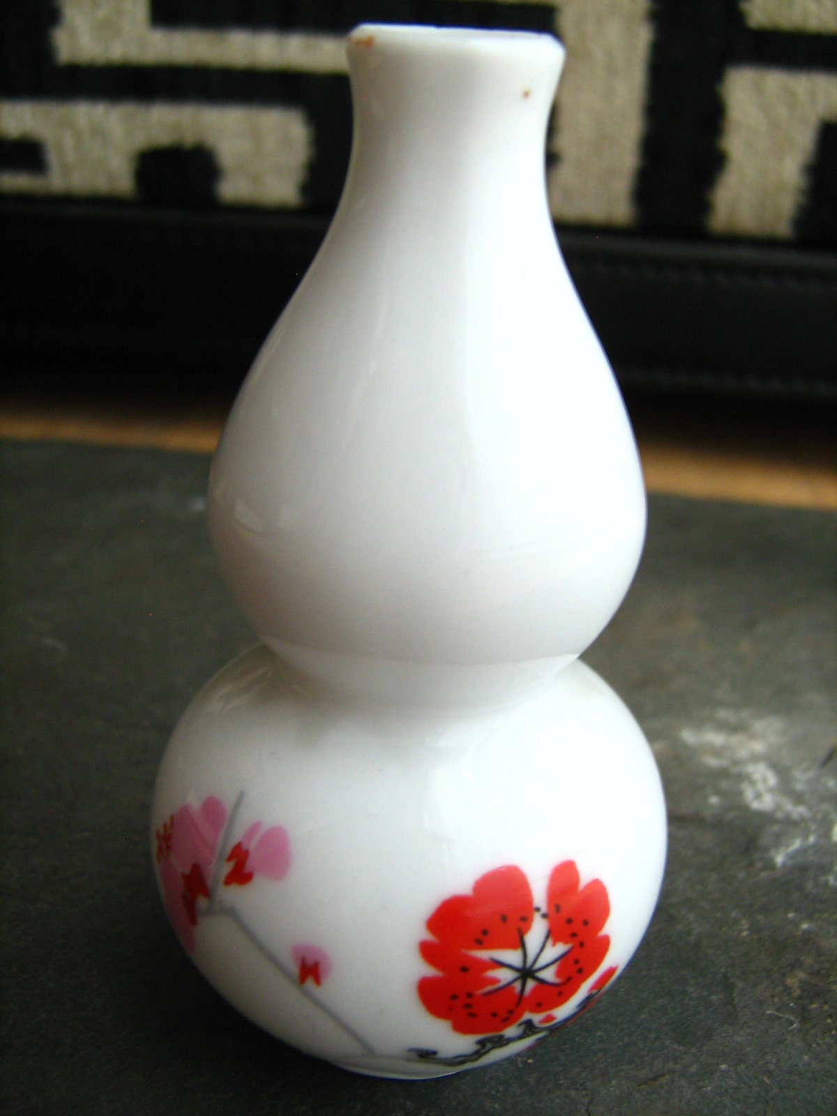 陶器製 花瓶 黒と赤の花模様 aimoha 花瓶 カラフルなお花の陶器花瓶 : ZOZOTOWN Yahoo!店