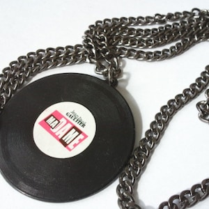 JEAN PAUL GAULTIER black pink vinyl Lp longlplay chain necklace accesories French Designer collectible Gucci Prada Chanel Versace Armani