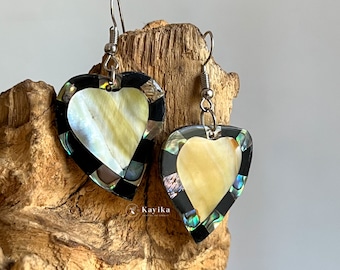 Liefdevormige Abalone oorbellen, Boho sieraden, handgemaakte sieraden, verjaardagscadeau, Valentijnscadeaus, Paua abalone oorbel